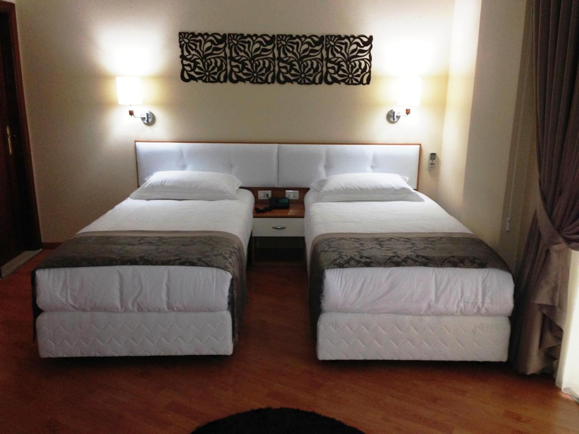 Hotel Arvi Durrës