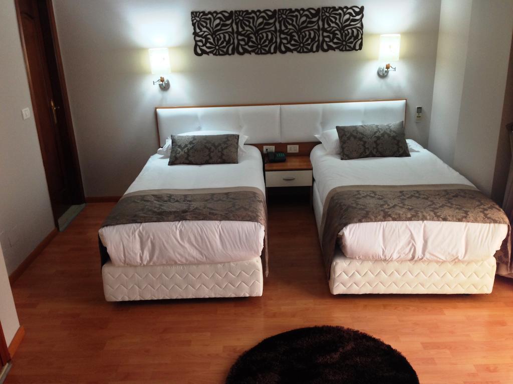 Arvi 4* Durrës