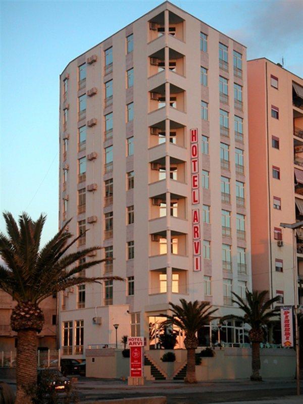 Hotel Arvi 4*